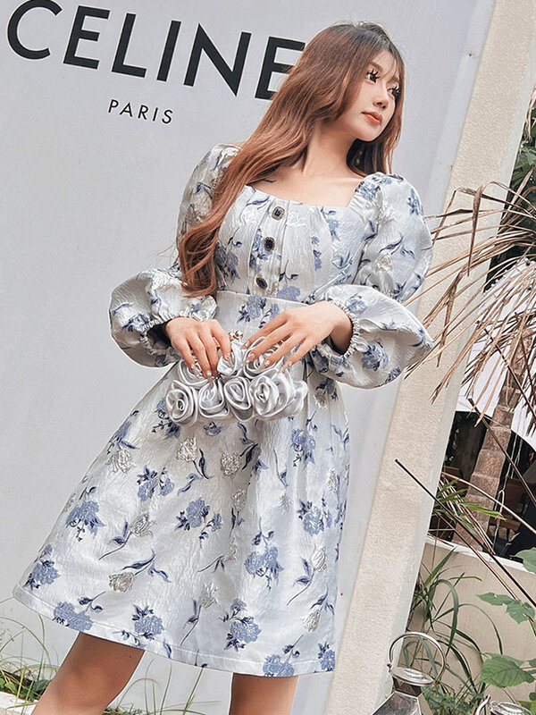 New Palace Style elegante Taille gewickelt Laterne Ärmel Jacquard Kleid für Frauen