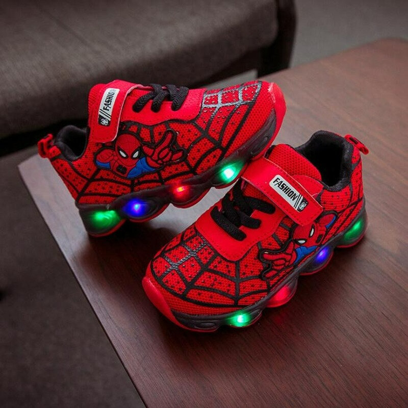 Disney Sneakers Bercahaya Spiderman untuk Anak Laki-laki Perempuan 2022 Sepatu Anak-anak Fashion Anime Sepatu Olahraga Lari Ringan Led