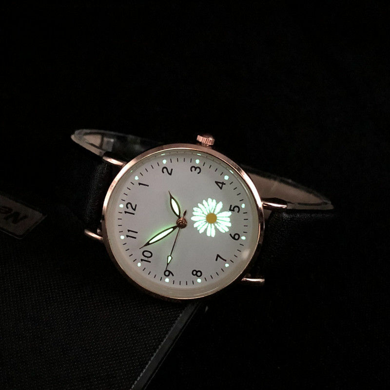 เด็กนาฬิกาเรืองแสงใน Dark Little Daisy สาวควอตซ์นาฬิกาสีเขียว Harajuku สไตล์กันน้ำหนังเด็กๆลำลองนาฬิกา