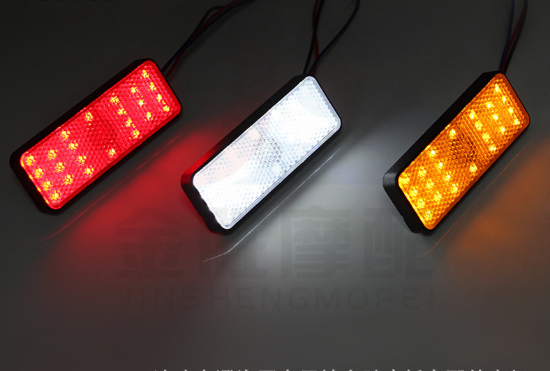 Refletores retangulares LED vermelhos, Luz de freio para motocicleta universal, Caminhão, Alto desempenho, Traseira traseira, Stop Light, Lente Vermelha, 12V, 24LED