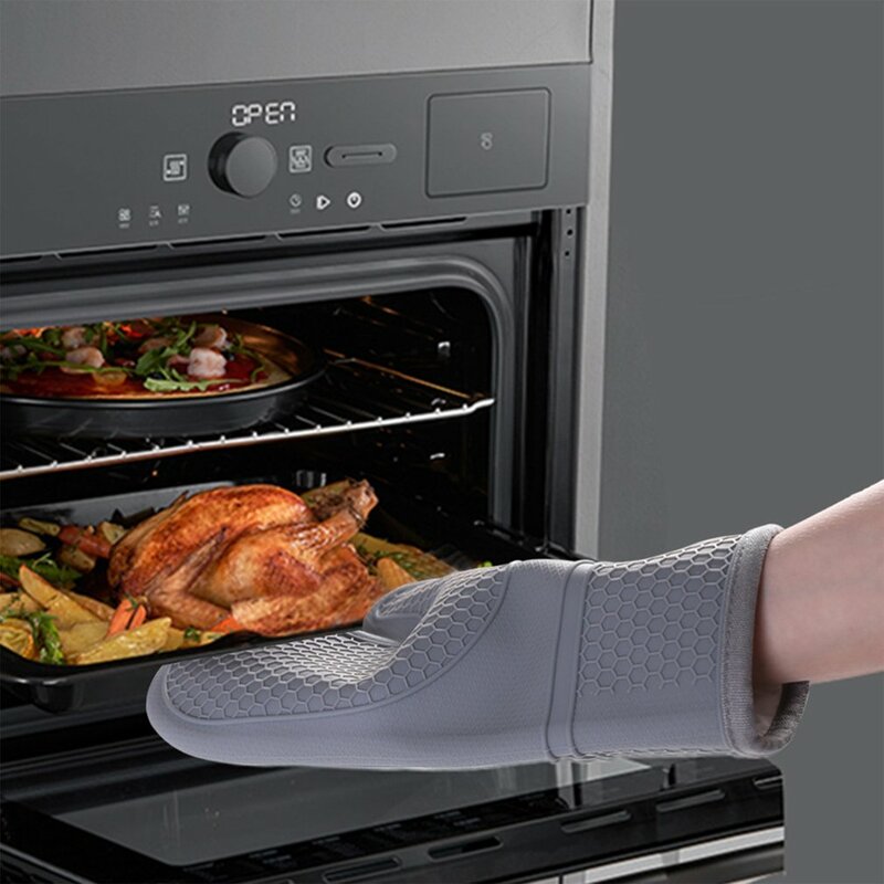 Sarung tangan silikon insulasi panas, sarung tangan Oven Microwave tahan suhu tinggi memanggang barbekyu Anti melepuh
