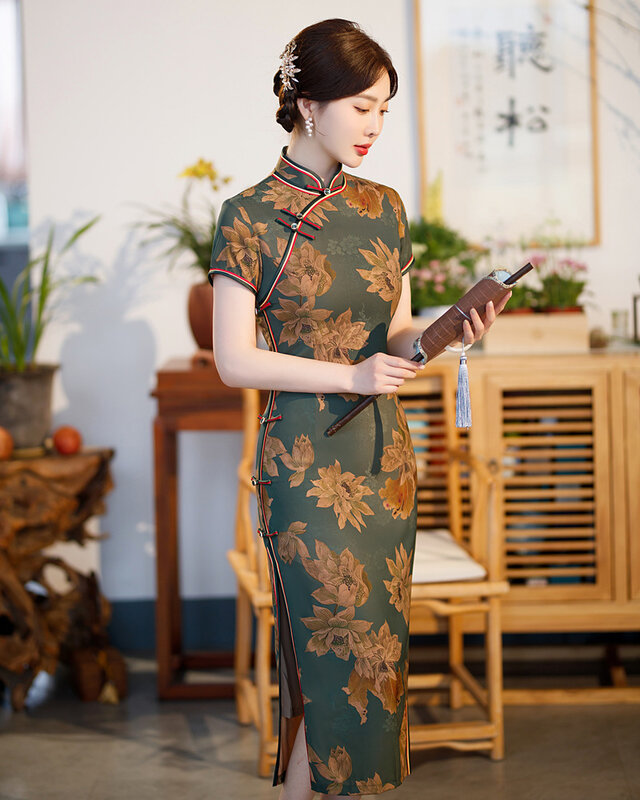 Gaun Malam Qipao Retro Wanita Cina Cheongsam Lengan Pendek Kerah Mandarin Satin Cetak Bunga Tradisional Musim Panas