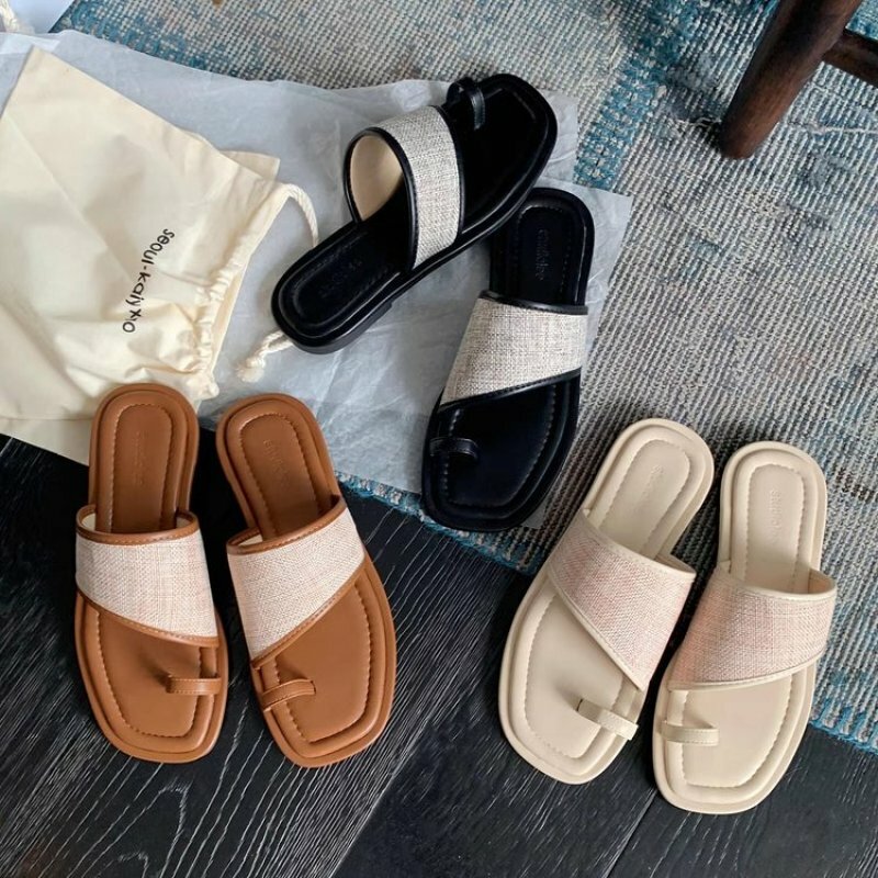 Nuovo sandalo perizoma da donna moda infradito suola morbida scarpe Casual classico Street English Style Comfort Beach Slipper 40