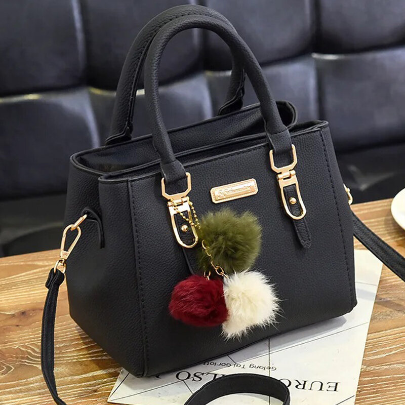 Luxury Designer Handbags for Women Beading Pendant Embossed Shoulder Bag Messenger Bag Vintage Hairball Tote High Quality Tote