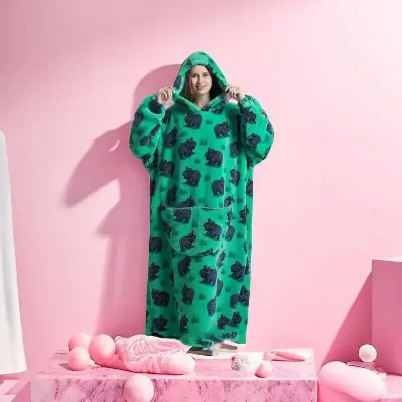 Coperta indossabile coperta TV oversize con maniche pigiama Jumbo in flanella Extra lunga felpa con cappuccio invernale stile pigro per adulti bambini