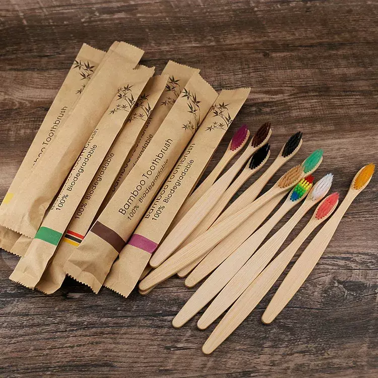 Escovas de dentes de bambu portáteis coloridas para adultos, reutilizáveis, macias para casa, viagem, hotel, 10pcs