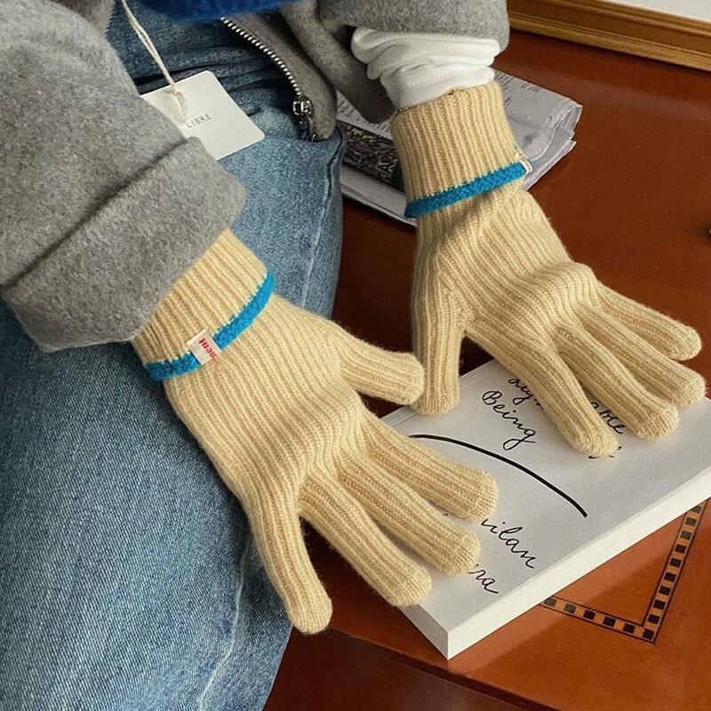 Зимние вязаные плюшевые перчатки для женщин и мужчин, цветные флисовые теплые вязаные перчатки с пальцами для сенсорного экрана, однотонные плотные шерстяные перчатки