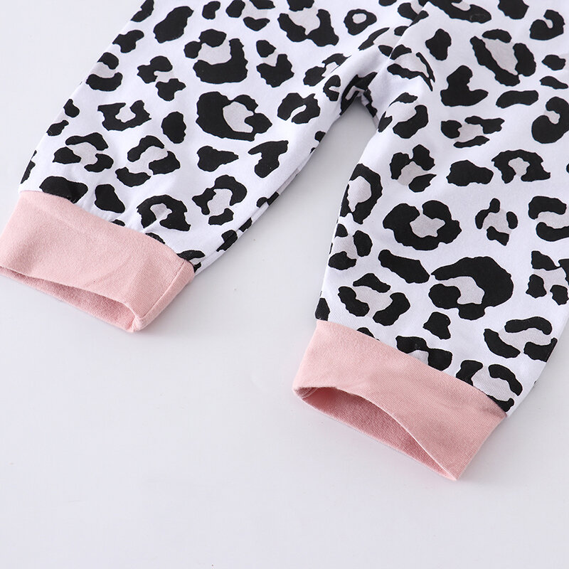 新生児用ベビー服セット,ピンクのヒョウ柄のTシャツ,フード付きトップス,クロップドパンツ,幼児用カジュアルウェア,2個