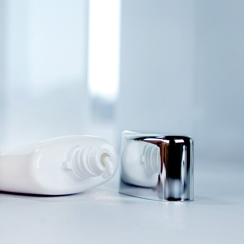 Custom 30g Makeup Primer Private Label Cream Logo Isolation Protective Moisturizer Lotion UV Protection White Tube Face Base