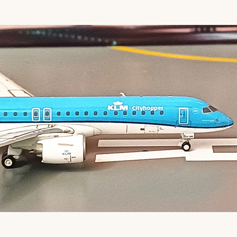 Литые под давлением строительные элементы GJKLM2197Aircraft, модель из пластика, масштаб 1:400, коллекция подарков, имитация дисплея, украшение