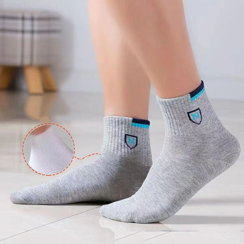5 Pairs Men Autumn And Winter Warm Mid-tube Sock Cotton Breathable Sweat-absorbing Simple Deodorant All-match Trend Sports Socks