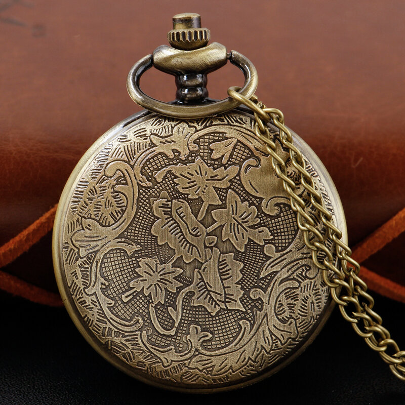 Relógio de bolso de quartzo para colar unissex clássico e popular, contos de fadas, cavalo princesa branco, emblema, pingente oco, presente infantil