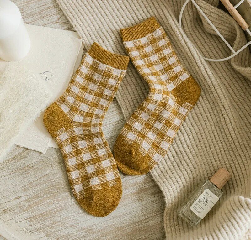 Теплые женские носки, модные, с цветочной вышивкой, желтые, в стиле ретро, шерстяные, кашемировые, теплые носки для женщин