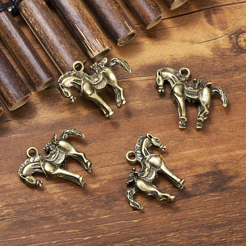 1pc Vintage Solid Imitation Brass Handmade Craft Zodiac Animal Ornament Keychain Mini Jewelry Key Chain