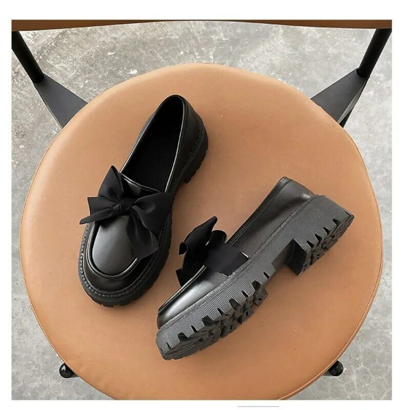 حذاء جلد أسود للنساء ، حذاء بدون كعب بربطة عنق ، حذاء بنعل سميك ، تصميم جديد مثير ، الصيف ،