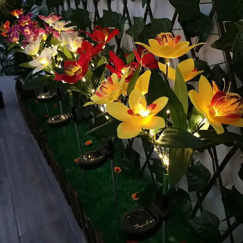 โคมไฟสนามหญ้า LED รูปดอกกุหลาบกล้วยไม้ไฟแสงอาทิตย์กันน้ำ IP65กลางแจ้งทางเดินในสวนวิลล่าโคมไฟฟลูออเรสเซนต์ตกแต่งคริสต์มาส