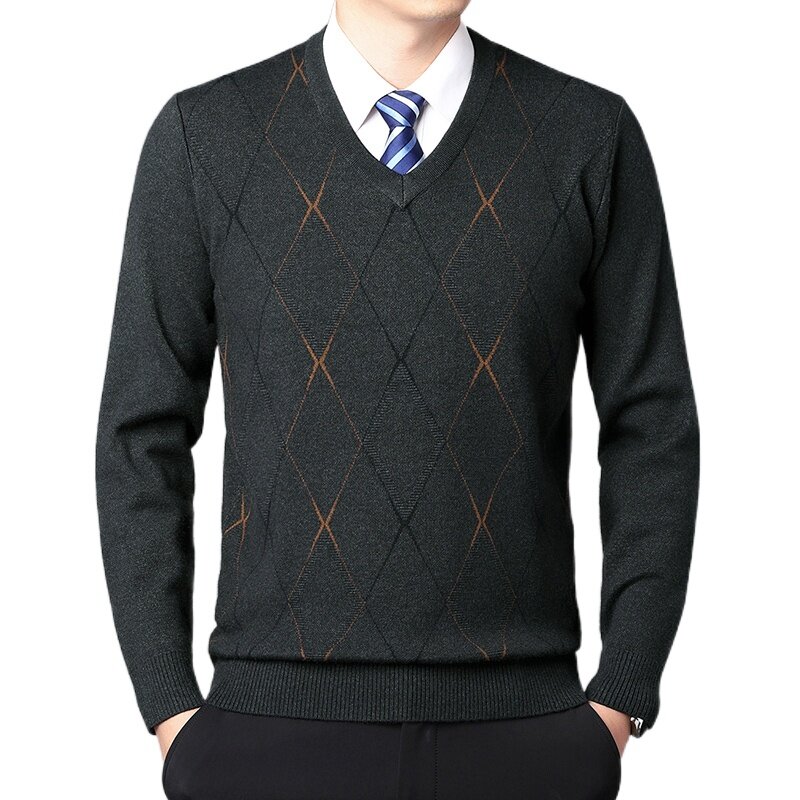 Men's Sweater Fashion Solid Color Warm Sweater Business Casual Heart Neckline Sweater Pullover Men