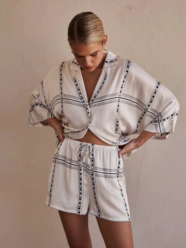 Marthaqiqi Printing Ladies Nightgowns Set Three Quarter Sleeve Nightie Turn-Down Collar Pajamas Shorts Casual Women Pyjamas Suit