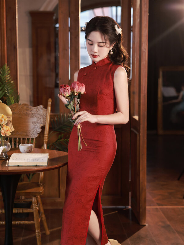 2024 musim semi/musim panas baru katun tanpa lengan dan rami Jacquard panjang sedang Qipao baru Cina Vintage elegan rendah celah Cheongsam