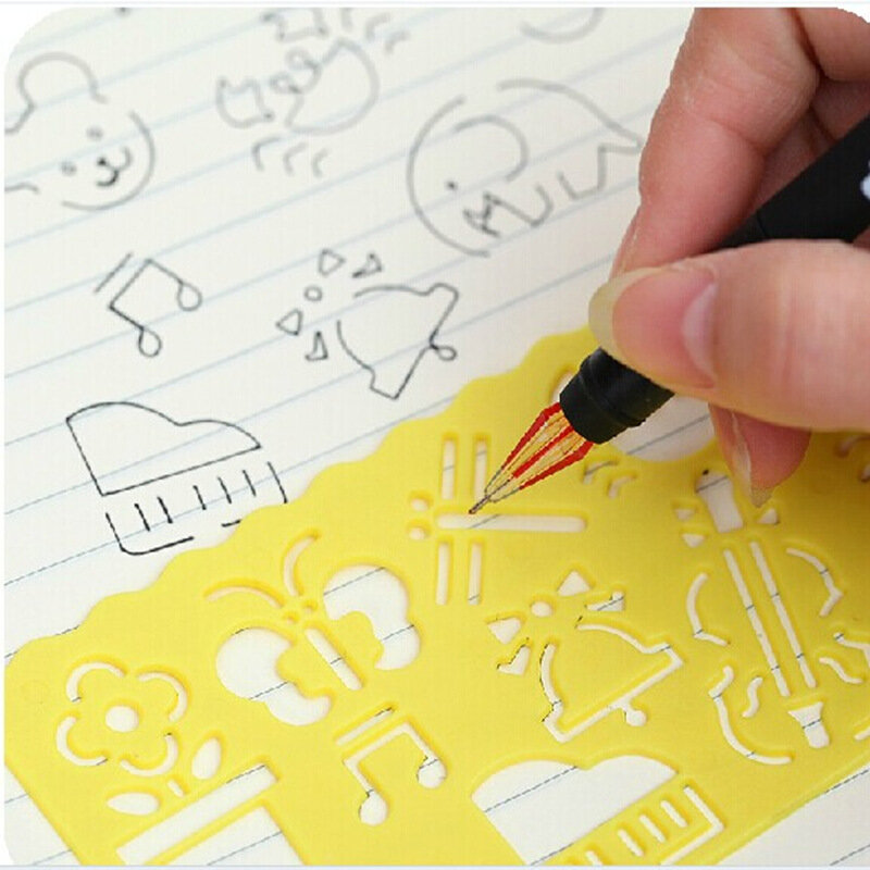 4 Buah/Set Pengukur Geometrik Spirograf Alat Tulis Penyusunan Hewan Belajar untuk Siswa Anak-anak Menggambar Mainan Hadiah Alat Stensil