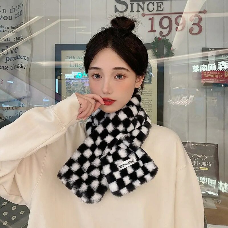 Bufanda de piel sintética de conejo para mujer, patrón de tablero de ajedrez, bufanda de estilo coreano, accesorios de ropa, Otoño e Invierno