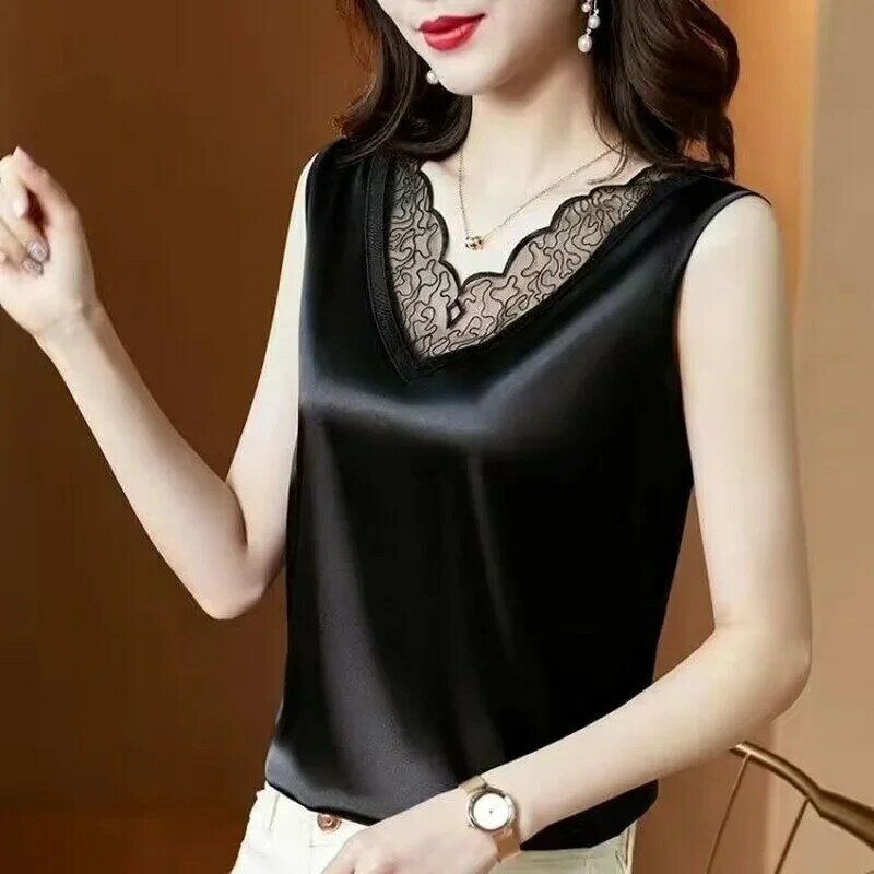 Korean Silk Women Blouses Shirt Woman Satin Blouse Tops Women Satin Lace Embroidery Blouse Top Woman V-neck Printing Shirts Tops