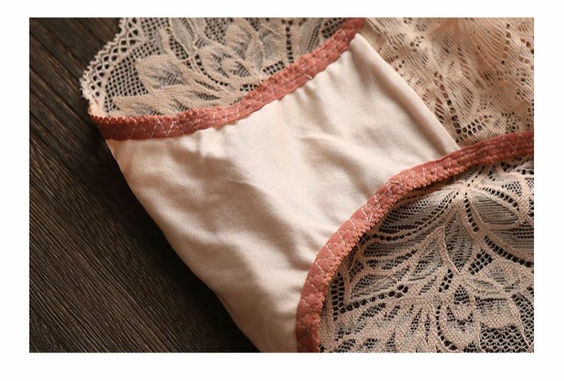 BirdTree Crotch 100%Real Silk Everyday Briefs, Women Low Waist Embroidery Lace, Sexy Bow Underwear, 2024 Spring Summer P440115QM