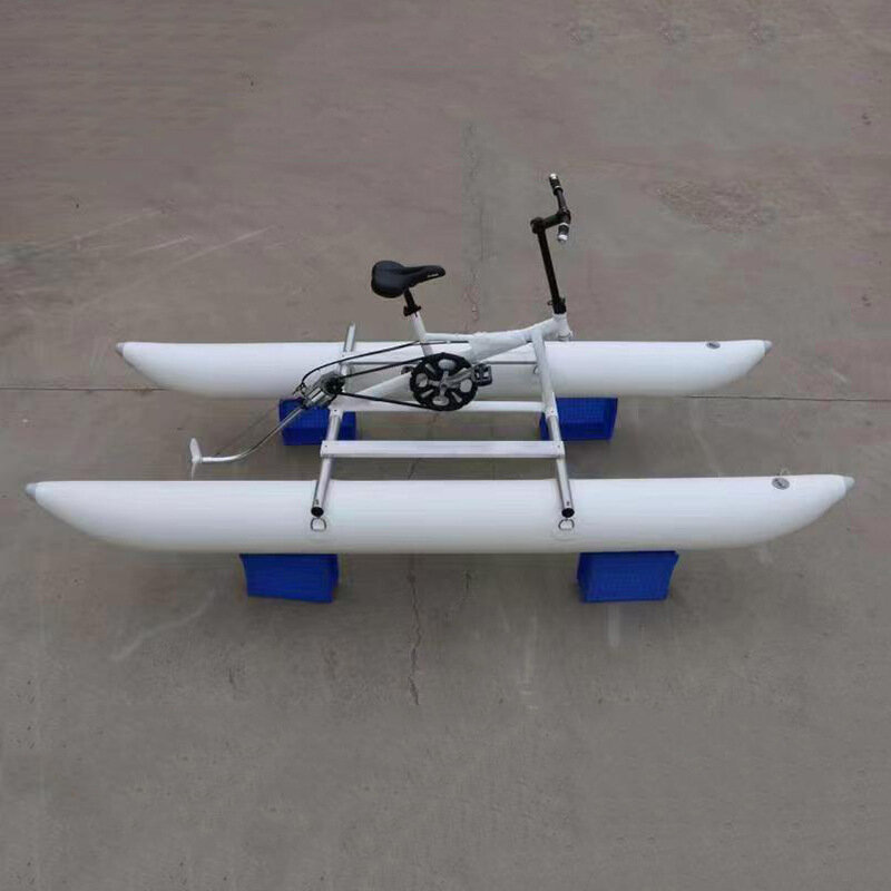 Equipo de pedal de juegos de agua de ciclo de mar de dos asientos, equipo de pedal con hélice, puntada de drap inflable, bicicleta de agua de doble persona