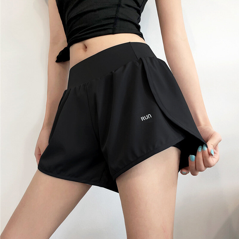 2024 New Fake Two Piece Running Shorts Quick drying and Anti glare Yoga Pants Pocket Training Hot Pants Fitness Clothes