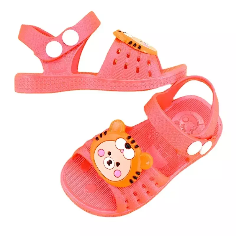 Scarpe per neonate sandali con foro 2023 nuove scarpe per bambini spiaggia Indoor carino antiscivolo sandali con fondo morbido sandali per bambini