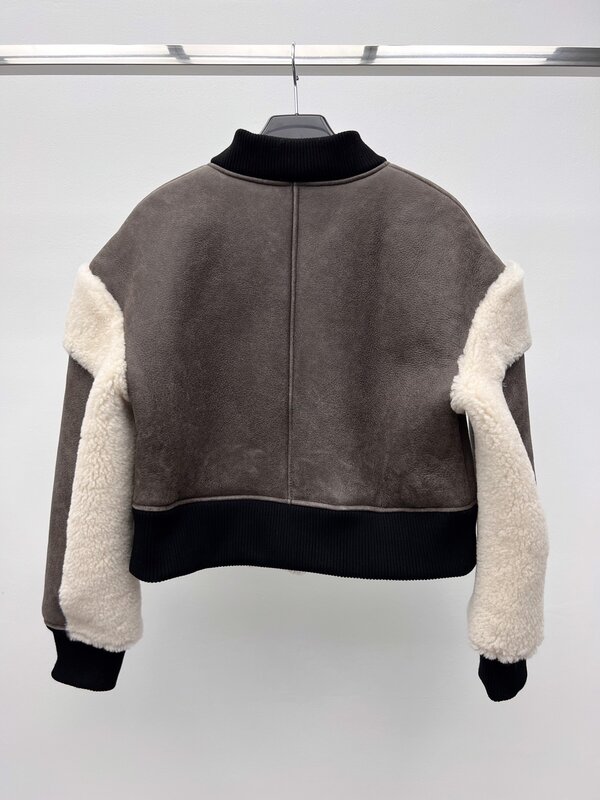 2023 inverno nuova giacca calda da donna in pelliccia design di un pezzo temperamento alla moda di alta qualità sottile e sottile morbido e confortevole