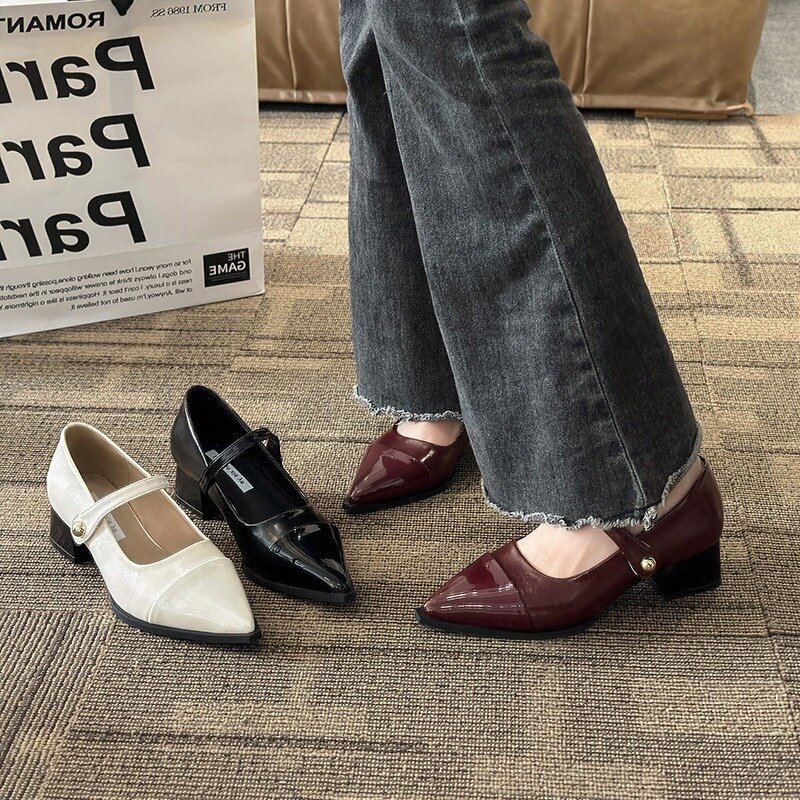 Zapatos puntiagudos Mary Jane para mujer, zapatos Retro de boca baja, tacones altos, moda francesa, primavera y otoño, nuevo diseñador