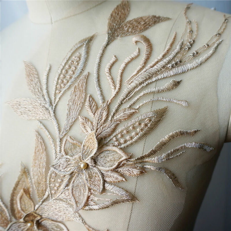 Biały czarny szary 3D kwiatowy frędzel koronki tkaniny suknia aplikacje haftowany kołnierzyk siatki szyć na wesele sukienka dekoracyjna DIY