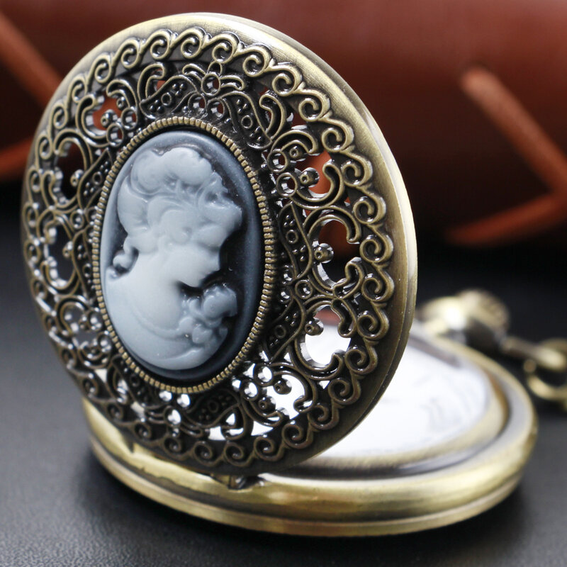 Retro Women's Head Stone Relief Quartz Pocket Watch Bronze Pendant Necklace Chain Universal Fob Watch for Boys and Girls XH004