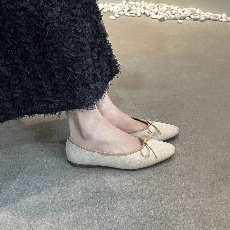 Comemore francuski Temperament wiosenne płaskie czółenka delikatne buty damskie buty na płaskim obcasie 2024 nowe kokardki buty baletowe eleganckie lato obuwie sandały