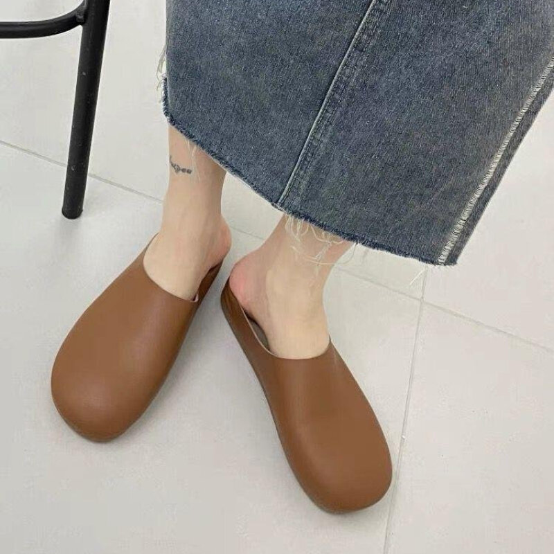 รองเท้าแตะแฟชั่นสำหรับผู้หญิง Baotou, รองเท้าแฟชั่นรองเท้าผู้หญิงแบนรองเท้าผู้หญิงรองเท้าแตะพื้นนุ่มอเนกประสงค์คลาสสิก