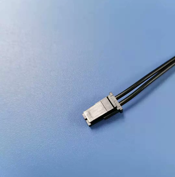 Chicote de fios MOLEX Micro Fit, 3.0mm Pitch OTS cabo, 43645-0200, 2P, única extremidade, UL1061, 20AWG, 436450200