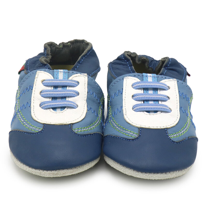 Caroozoo-ソフトシープスキンの男の子用シューズ,滑り止め,ソフトソールの靴,新生児用の最初のステップ,0〜24の靴
