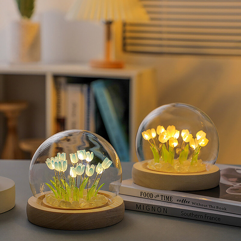 Tulip lampu malam LED bunga buatan, ornamen dekorasi rumah Desktop kamar tidur bahan DIY hadiah Hari Valentine