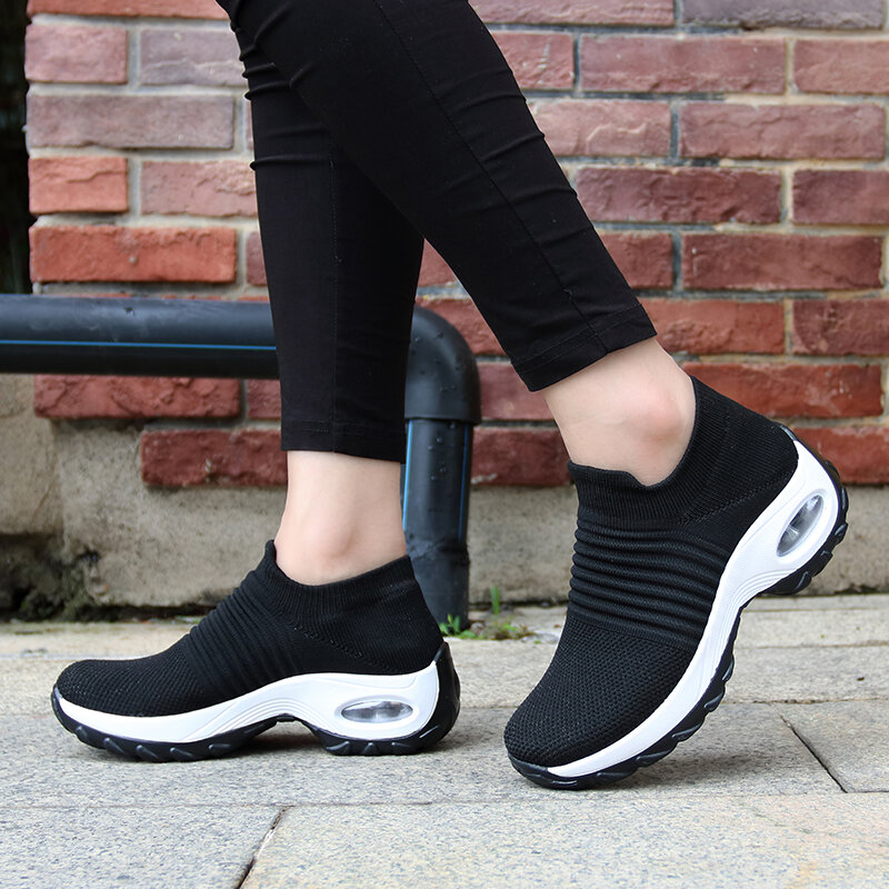 أحذية مشي نسائية سميكة أسفل أحذية رياضية وسادة هوائية الانزلاق على خفيفة الوزن تنفس أحذية رياضية غير رسمية