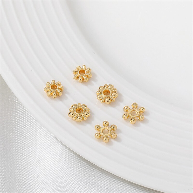 14K Gold-plated Snowflake Partition Plum Blossom manik-manik tersebar buatan tangan DIY gelang kalung bahan perhiasan aksesoris