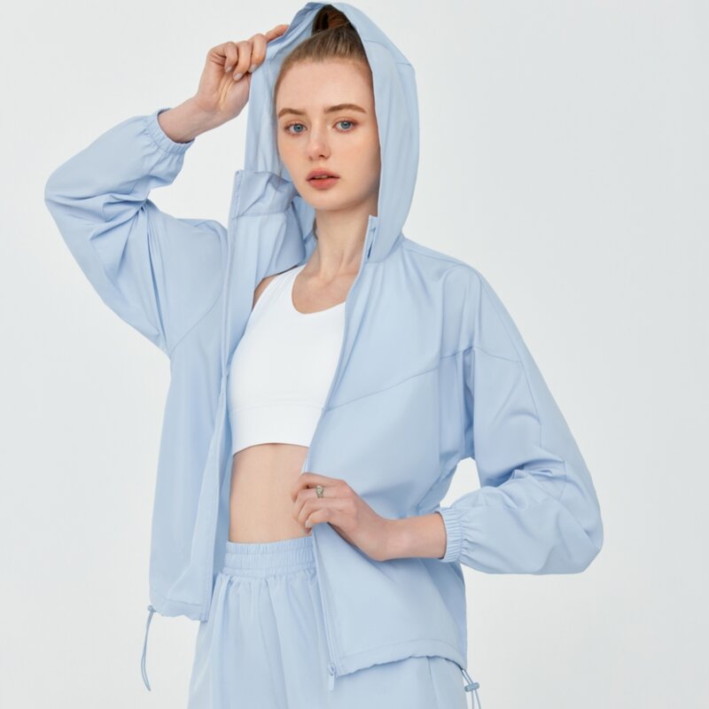 SPF mantel wanita, pakaian luar ruangan tabir surya kulit es UPF50 + tahan UV ringan bernapas bertudung pelindung matahari
