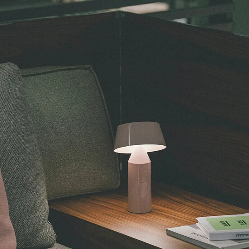 Luz LED de mesa Macaron portátil, lámpara de escritorio para Bar, recargable por USB, cafetería, restaurante, dormitorio, mesita de noche, luces decorativas