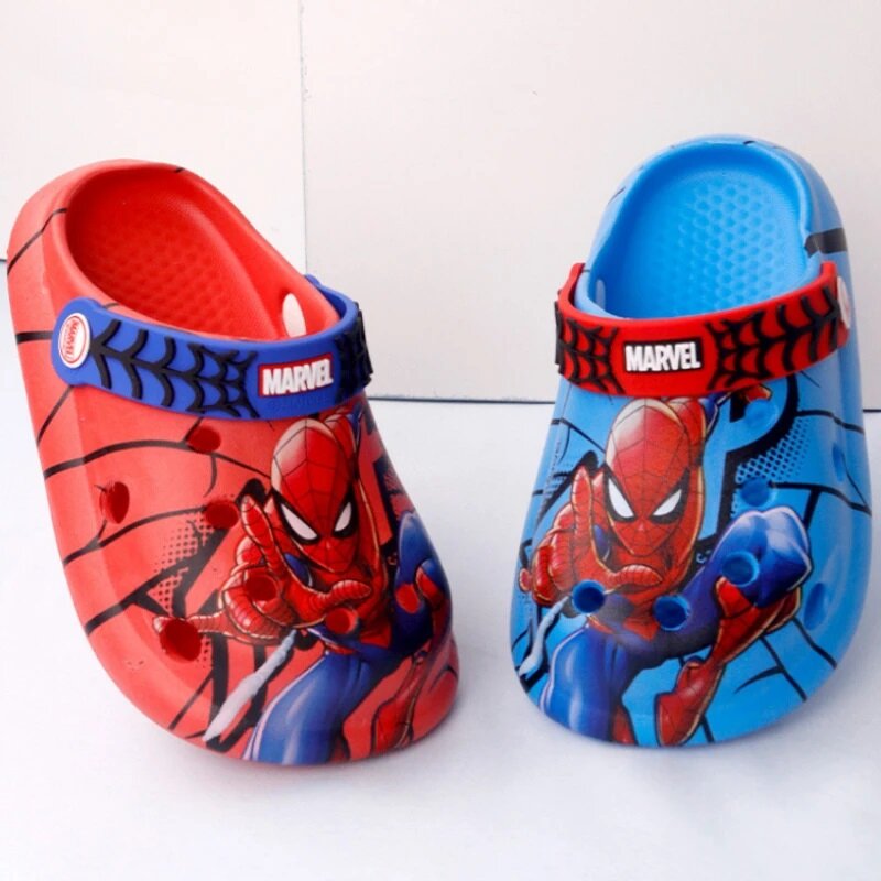 2024 Disney pantofole per bambini estate ragazzi Spiderman pantofola foro antiscivolo scarpe da spiaggia per bambini fondo morbido pantofola da casa per bambini