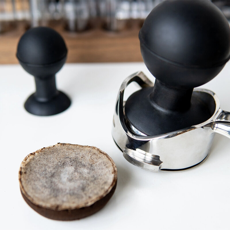 Herramienta de extracción de disco de café redondo, caja libre de golpes, herramienta de soplado de disco de molienda para amantes del café Barista, accesorios de herramientas de Espresso