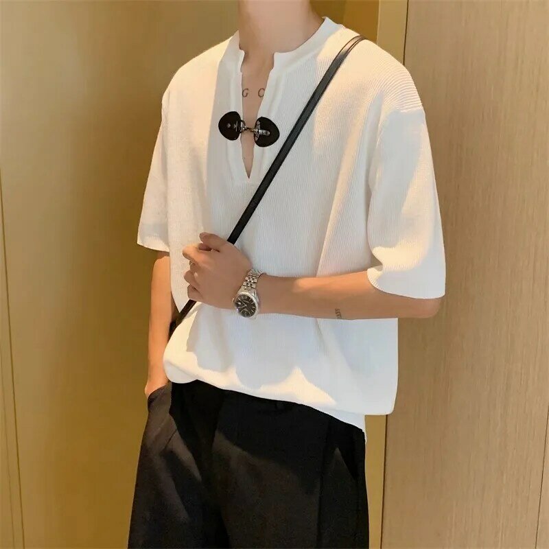 Swetry męskie z dekoltem w szpic letnie dzianiny Unisex koreańska moda minimalistyczna dopasowane ubrania przystojny, dojrzały projektant Harajuku