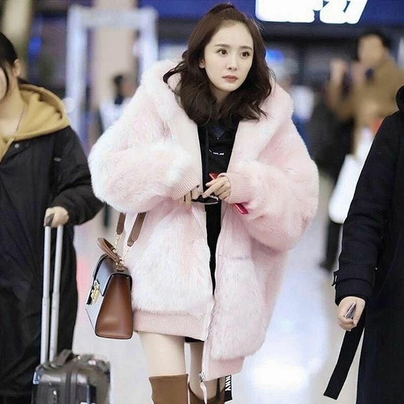 Mantel bulu kelinci imitasi wanita, mantel hangat musim dingin 2024, jaket hoodie mewah model Korea, mantel bulu kelinci imitasi untuk pelajar wanita