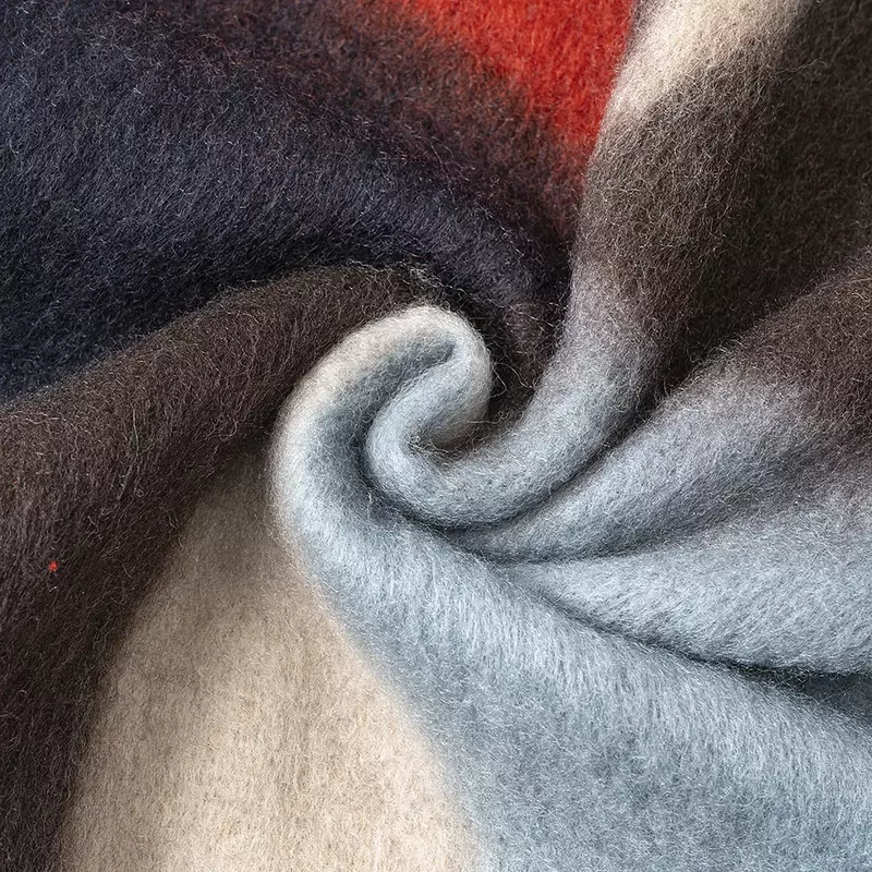 Mohair ผ้าพันคอไล่ระดับสีคมชัดมีพู่หนาสีสันสดใสแฟชั่นคู่น่ารักผ้าพันคอแคชเมียร์อบอุ่นสำหรับฤดูหนาว