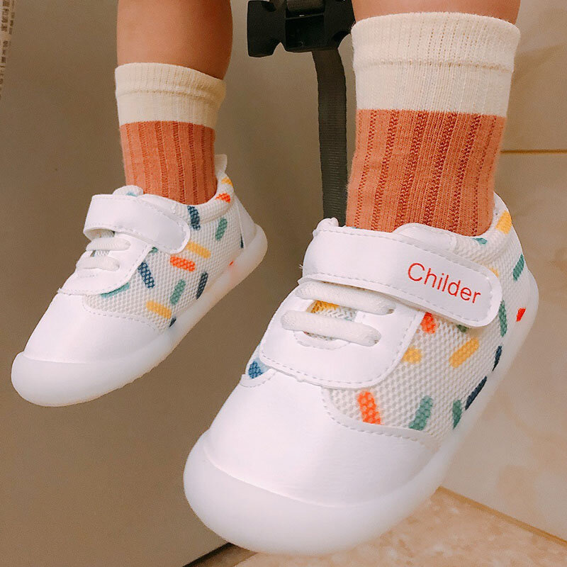 รองเท้าสำหรับเด็กผู้หญิงเด็กผู้ชายผ้าตาข่ายระบายอากาศได้สำหรับเด็กแรกเกิดทารกหัดเดินกันลื่นพื้นรองเท้านุ่มสำหรับ sepatu sneakers balita เด็กทารกฤดูใบไม้ผลิฤดูร้อน