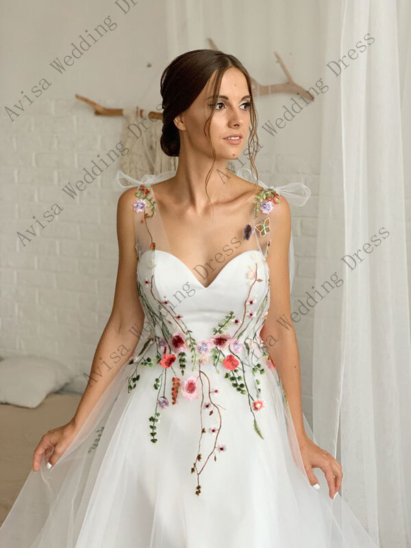 Abito da sposa colorato floreale ricamato abito da sposa senza schienale con scollo a cuore abito da festa nuziale con lacci vestido de noiva
